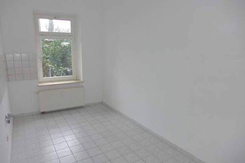 große, separate Küche - 