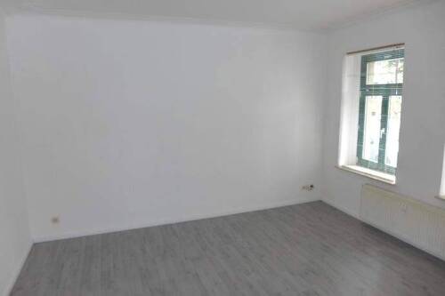 Wohnzimmer - Boden neu - 