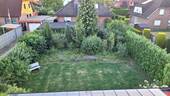 Ansicht Garten mit Gemüsebeet - 