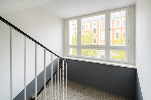 Zukünftiges Treppenhaus - 2 Zimmer Etagenwohnung in Hamburg