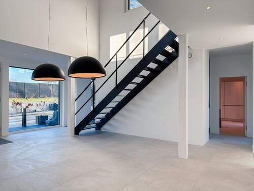 Esszimmer und Zugang Küche und HWR - 