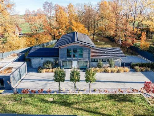 Vogelperspektive - Raum, Licht und Weitblick - ein Architektenhaus für höchste Ansprüche