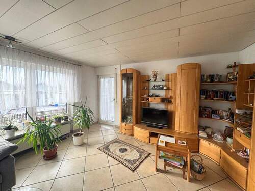 EG Wohnzimmer - 9 Zimmer Einfamilienhaus in Küssaberg