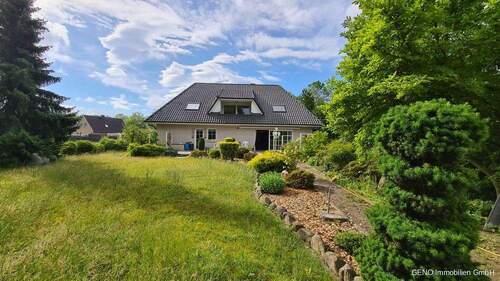 Wohnhaus Rückansicht - 