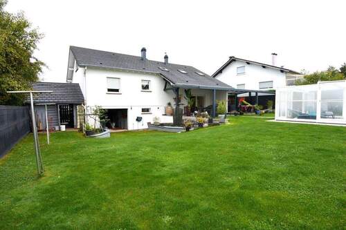4 - Einfamilienhaus mit 200,00 m&sup2; in Hambach zum Kaufen