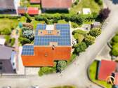 Aurentum GmbH - Diskrete Vermarktung - Exklusives, gepflegtes Haus in Split-Level-Bauweise - Ihr neues Zuhause
