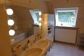 Badezimmer Waschtisch OG - 