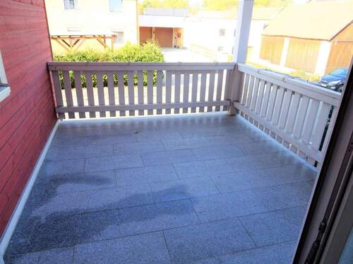 Balkon - 3 Zimmer Etagenwohnung zur Miete in Vilseck