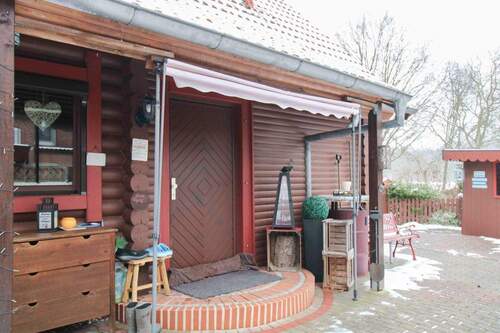 Eingangstür - Einfamilienhaus in Sassenburg zum Kaufen