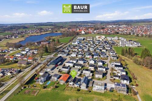 Luftaufnahme - 6 Zimmer Mehrfamilienhaus, Wohnhaus in Kißlegg