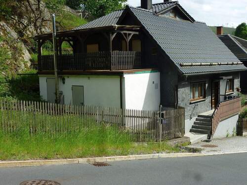 ansicht - 5 Zimmer Einfamilienhaus in Gräfenthal