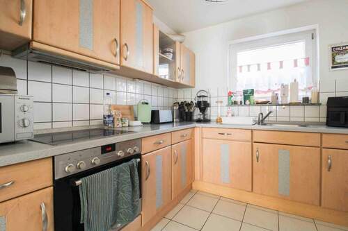 Küche - 5 Zimmer Einfamilienhaus in Riedstadt