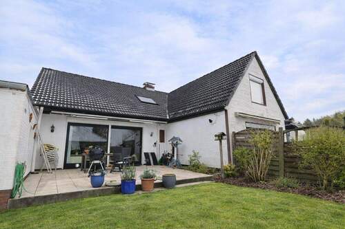 Terrasse (saisolnale Anpassunug durch KI) - 