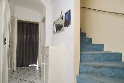 Flur Einheit 2 (Anpassung durch KI) - 