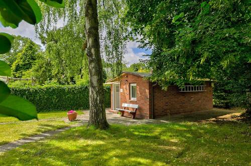 Altbestand Bungalow - Grundstück in Hamburg / Eidelstedt zum Kaufen