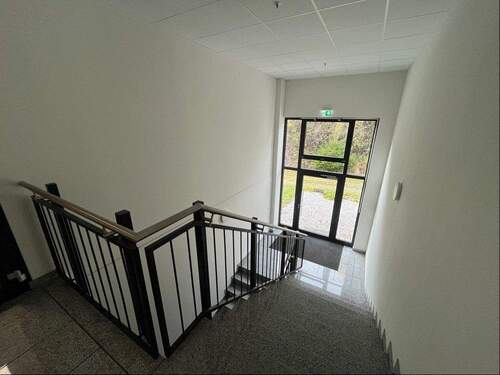 Treppenhaus zum OG / Notausgang - 