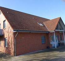 Mehrfamilienhaus in zentraler Lage in Wietzen