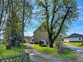 Zufahrt Gartenseite - Mehrfamilienhaus, Wohnhaus mit 448,40 m&sup2; in Königswartha zum Kaufen