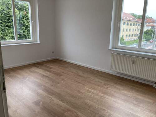 Wohnzimmer - Etagenwohnung mit 41,30 m² in Zwickau zum Kaufen