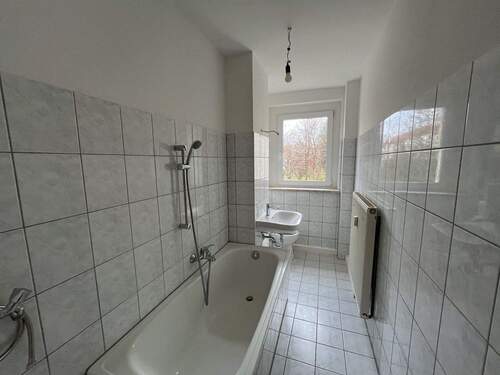 2.jpg - 7 Zimmer Etagenwohnung in Zwickau