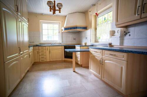 Küche EG - Einfamilienhaus mit 280,00 m&sup2; in Eberbach zum Kaufen