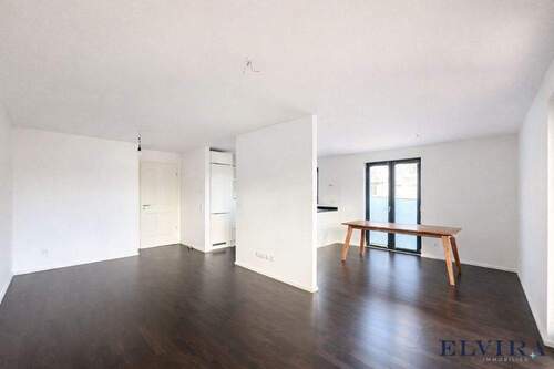 Wohn-Essbereich - Etagenwohnung mit 102,00 m&sup2; in München / Ludwigsfeld zum Kaufen