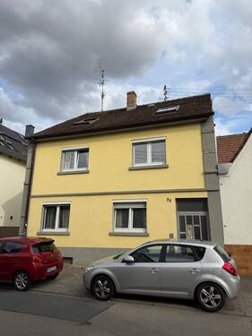 Hausvorderseite - 1 Zimmer Mehrfamilienhaus, Wohnhaus zum Kaufen in Mannheim / Friedrichsfeld