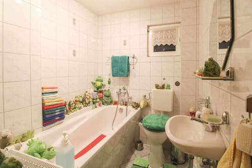 Wannenbad 1.OG WE1 - 