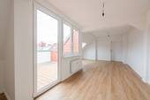 Zimmer - Erstbezug: Lichtdurchflutete Dachgeschoss-Wohnung mit Terrasse, moderner Ausstattung und in Top-Lage