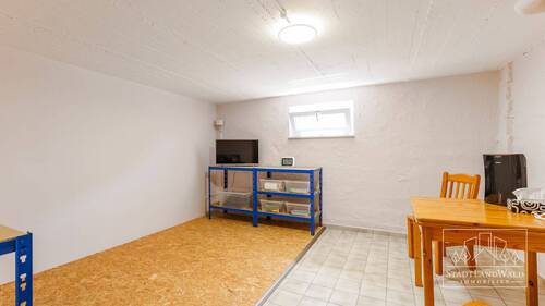 UG - Lagerraum - 