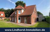Schulweg 73 - Privatstraße- gepflegtes Einfamilienhaus mit Doppelcarport