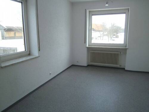 1. OG - Mehrfamilienhaus, Wohnhaus mit 250,00 m² in Sulzbach-Rosenberg zur Miete