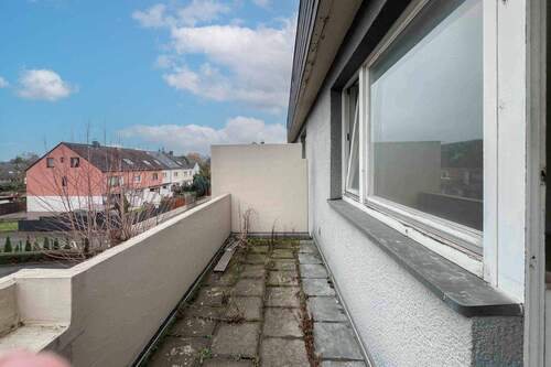 Balkon im 2.OG - 1 Zimmer Etagenwohnung in Leverkusen