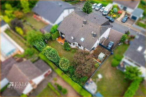 Drohne - Mehrfamilienhaus, Wohnhaus mit 351,00 m&sup2; in Wiesloch / Baiertal zum Kaufen