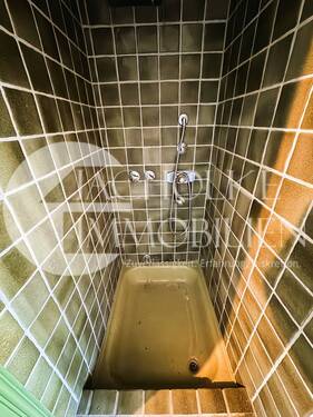 318.Haus.Innen.OG.Badezimmer1 - 