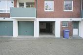 Garage + Stellplatz - 