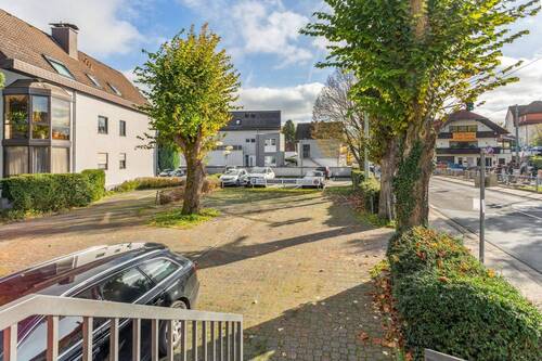 Außenbereich - Mehrfamilienhaus, Wohnhaus in Hofheim