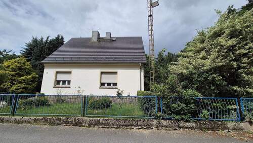 Hausansicht - EFH ideal für Handwerker und Kreative