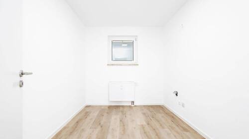 Whg. 5 & 6 - 1 Zimmer Etagenwohnung in Lappersdorf