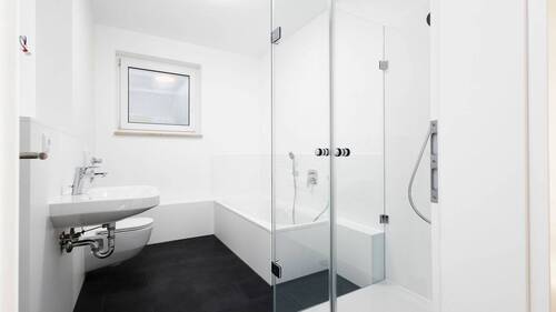 Whg. 5 & 6 - Etagenwohnung mit 425,00 m² in Lappersdorf zum Kaufen