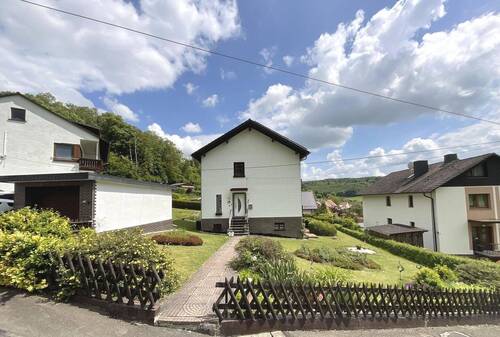 Vorderansicht - Einfamilienhaus mit 119,00 m&sup2; in Hessisch Lichtenau zum Kaufen