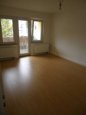 Bild 1 - Großzügige 3,5 Zimmer Wohnung im schönen Saarlandstraßenviertel