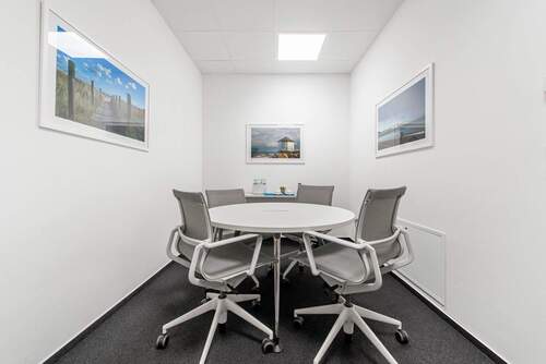 Property Image 1 - Großraumbüros für 10 Personen in Regus Science Park