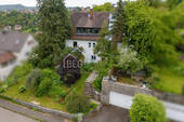 Außenaufnahme - Gepflegtes 3-Familien-Haus mit großem Grundstück und unverbaubarem Ausblick über Schwäbisch Hall