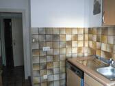 Küche blick zum Flur - Etagenwohnung mit 30,00 m&sup2; in Hagen zur Miete