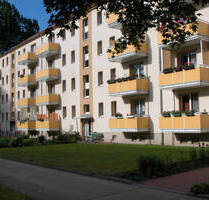2-Raumwohnung mit Balkon im Erdgeschoss - Braunsbedra