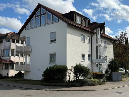 Hausansicht - 2 Zimmer Terrassenwohnung in Esslingen am Neckar