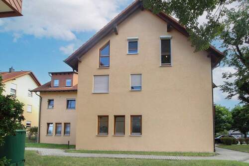 Haus mit WE im OG - 