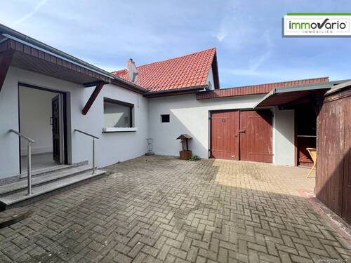 Innenhof - Doppelhaushälfte mit 106,00 m&sup2; in Magdeburg / Ottersleben zur Miete