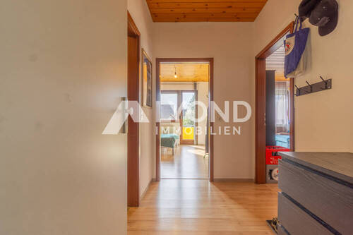 Eingang - 2 Zimmer Etagenwohnung zum Kaufen in Althütte